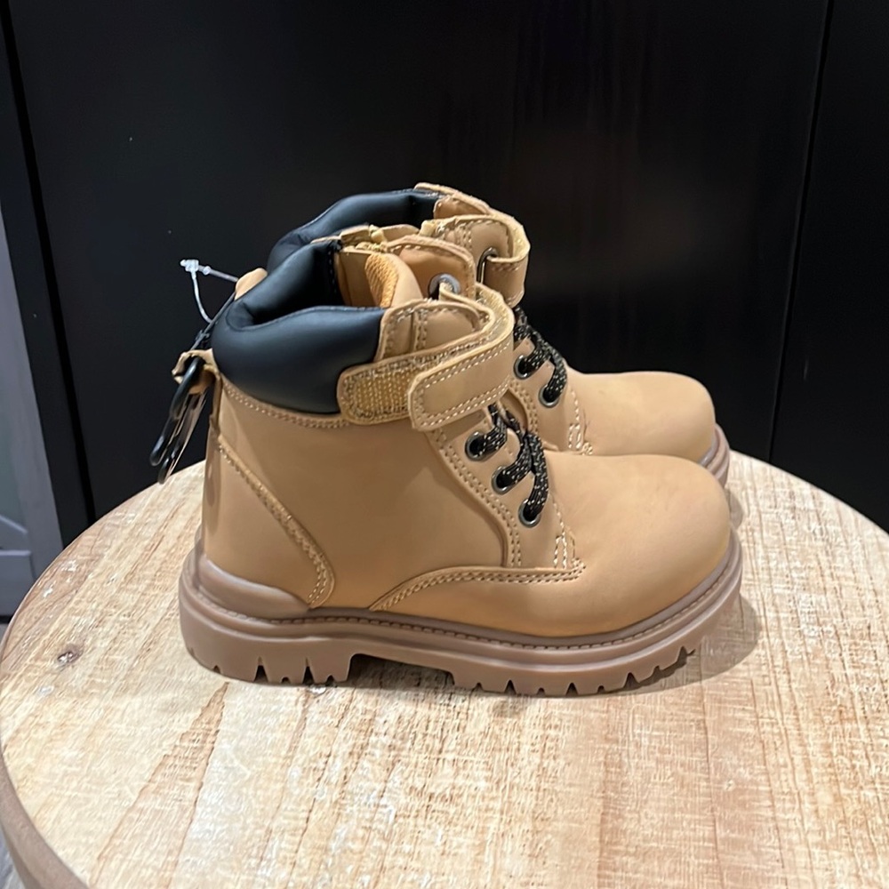 Wonder Nation boys TUCKER BOOTS LITTLE KIDS SIZE 9